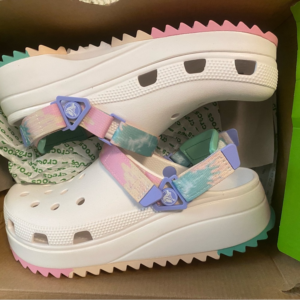 BNIB. Never worn. Perfect for summer. Size 10